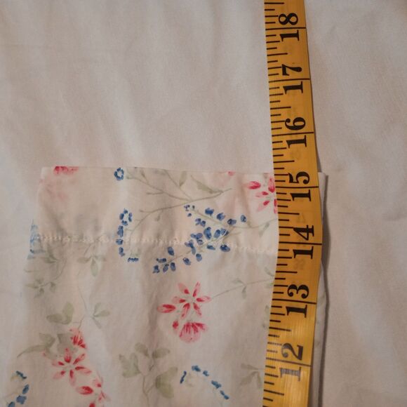Lauren Ralph Lauren Lightweight Floral Roll tab Monogram 3/4 Sleeve size S - Picture 9 of 9